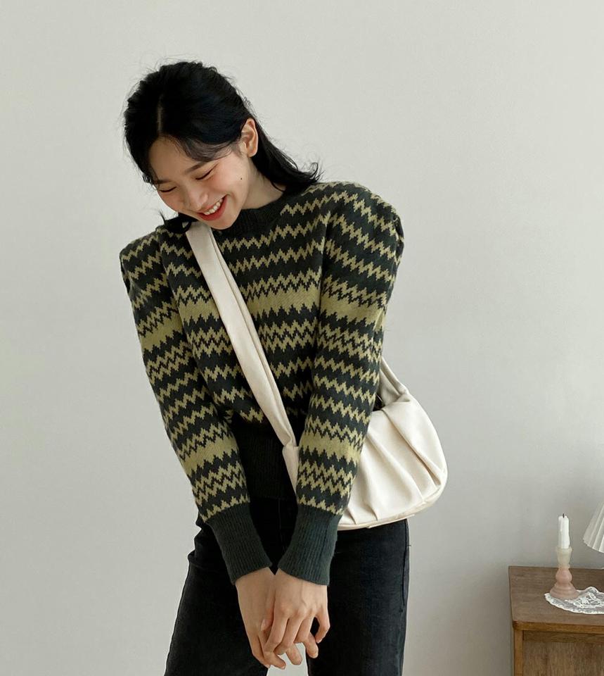 ジグザグパフスリーブニット・全3色・b01120 レディース 【tops】韓国ファッション トップス 長袖 ラウンドネック ユニーク ジグザグ ウール混紡 柄ニット ゆったり 楽ちん フェミニン シンプル デイリー ガーリー 秋 冬 NIJU