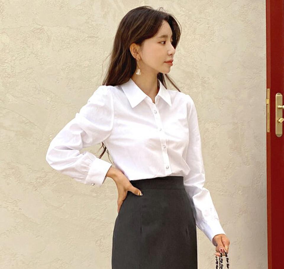 2TYPEパール調ボタンシャツブラウス・全2色・b65211 レディース 【bl】韓国ファッション トップス ブラウス 長袖 カラーネック パール調 ボタン シャツブラウス 無地 ストライプ 大人 上品 シンプル カジュアル フェミニン 体型カバー 秋 春