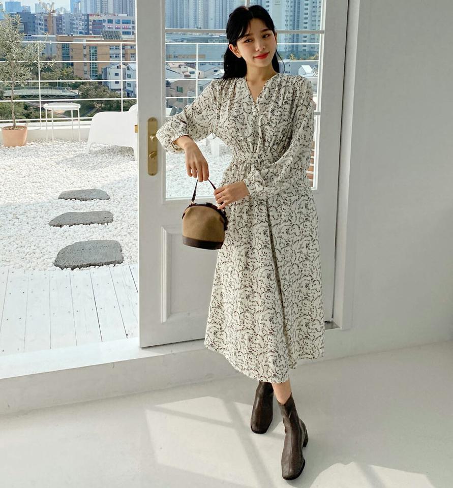 即日配送 Vネックフローラルロングワンピース・全2色・t01129 レディース 【ops】韓国ファッション ワンピース ロング ロングワンピース 長袖 Vネック 花柄 フローラル リボン ロング丈 シンプル スリット 体型カバー デイリー 春 秋 NIJU