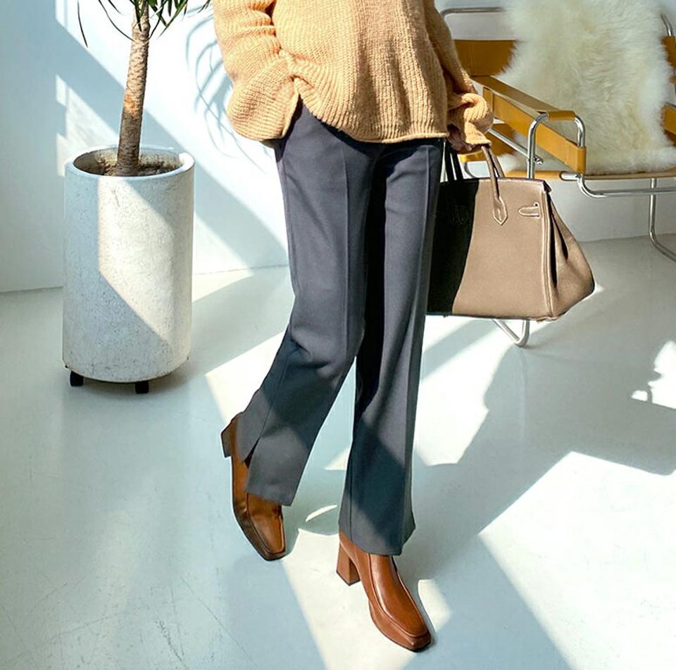 裏起毛サイドスリットフレアスラックスパンツ・全2色・t00493 レディース 【pt】 ボトムス ロング ロングパンツ スラックス 裏起毛 スリム スリット フレア カジュアル ストレート 体型カーバー 着痩せ 長足 秋 冬 韓国ファッション ハイホリHIHOLLI