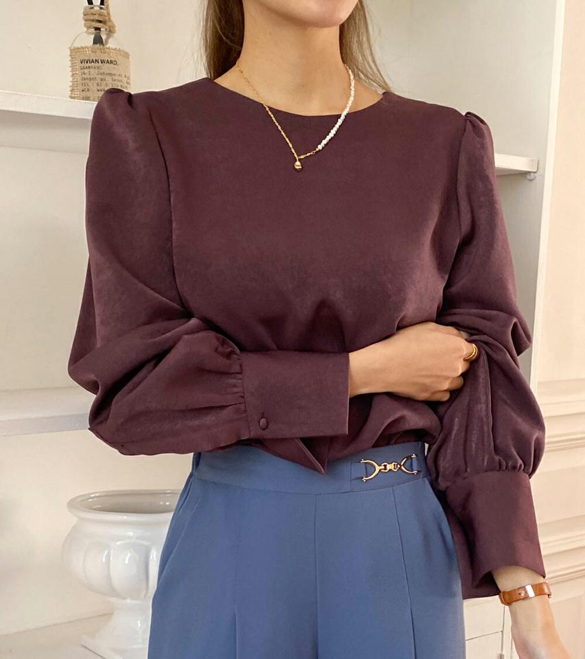 【10%OFF】ワイドカフス長袖ブラウス・全3色・b70683 レディース 【bl】 トップス ブラウス 長袖 ワイドカフス 長袖 光沢 ラウンドネック オフィスカジュアル カジュアル 大人 フェミニン 春 オフィス 秋 冬 韓国ファッション ハイホリHIHOLLI【blセール】