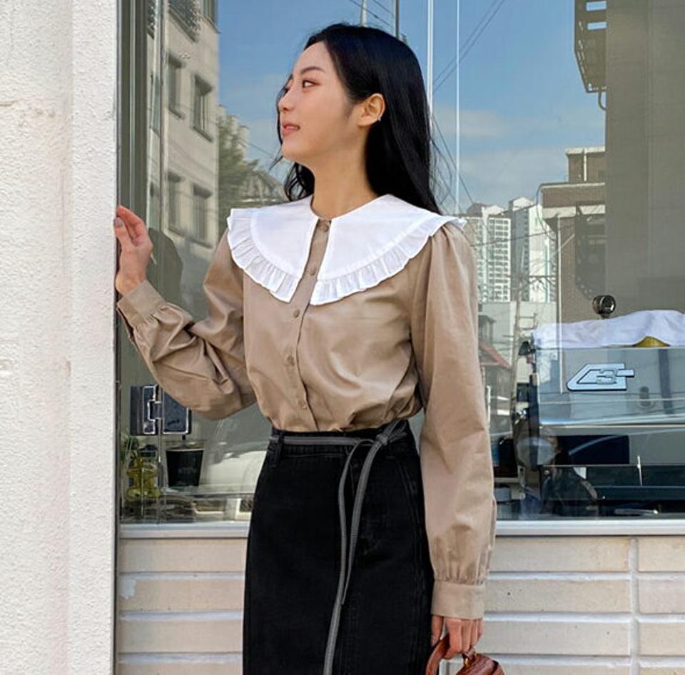 ビッグフリルカラーブラウス・全2色・t62980 レディース 【bl】韓国ファッション トップス ブラウス 長袖 ビッグフリル カラー 大人 上品 無地 ベーシック シンプル フェミニン 体型カバー ガーリー オフィスカジュアル 秋 春