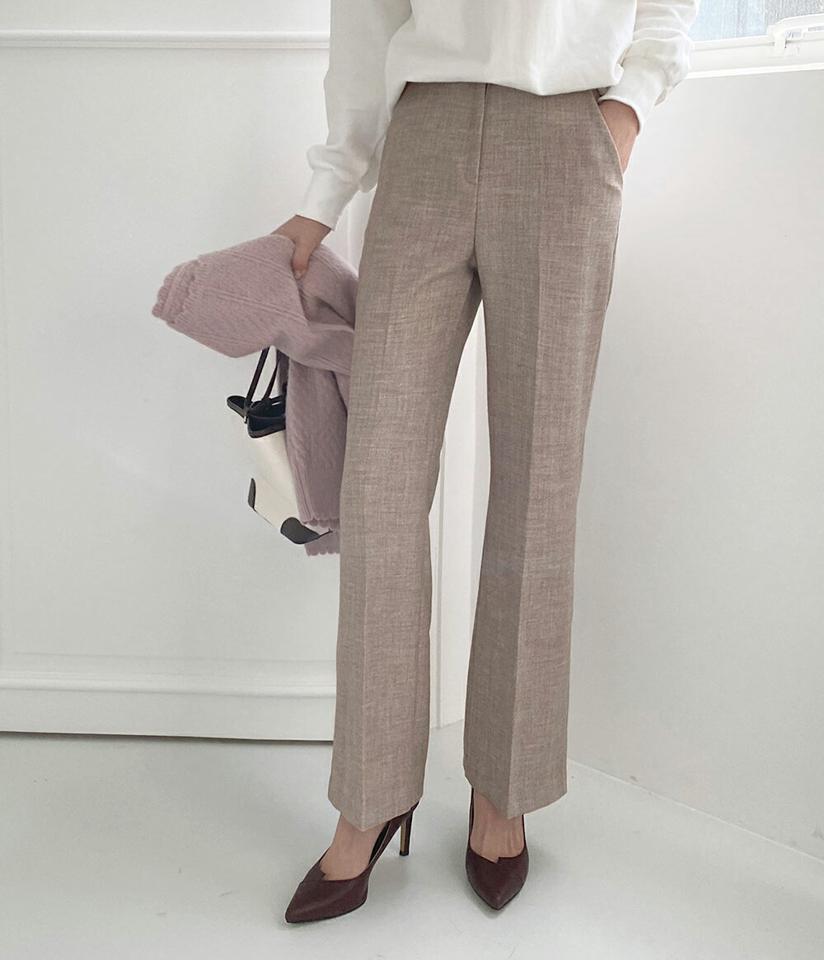 セミスリムフィットスラックス・全2色・t70647 レディース 【pt】 ボトムス ロング ロングパンツ スラックス セミ スリム フィット オフィスカジュアル カジュアル ストレート 秋 冬 韓国ファッション ハイホリHIHOLLI