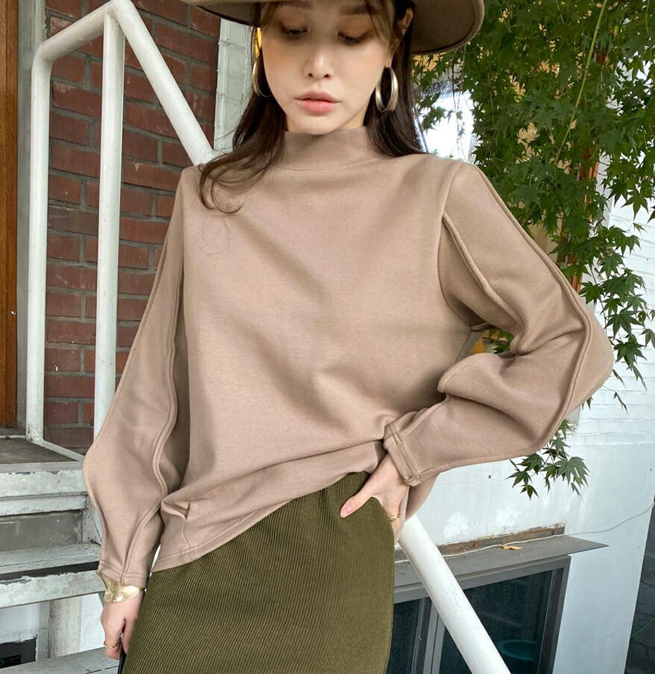 裏起毛バルーンTシャツ・全3色・t70776 レディース 【tops】 トップス Tシャツ 長袖 裏起毛 バルーン ピンタック ハーフネック スリム フィット 上品 カジュアル 春 秋 冬 韓国ファッション ハイホリHIHOLLI