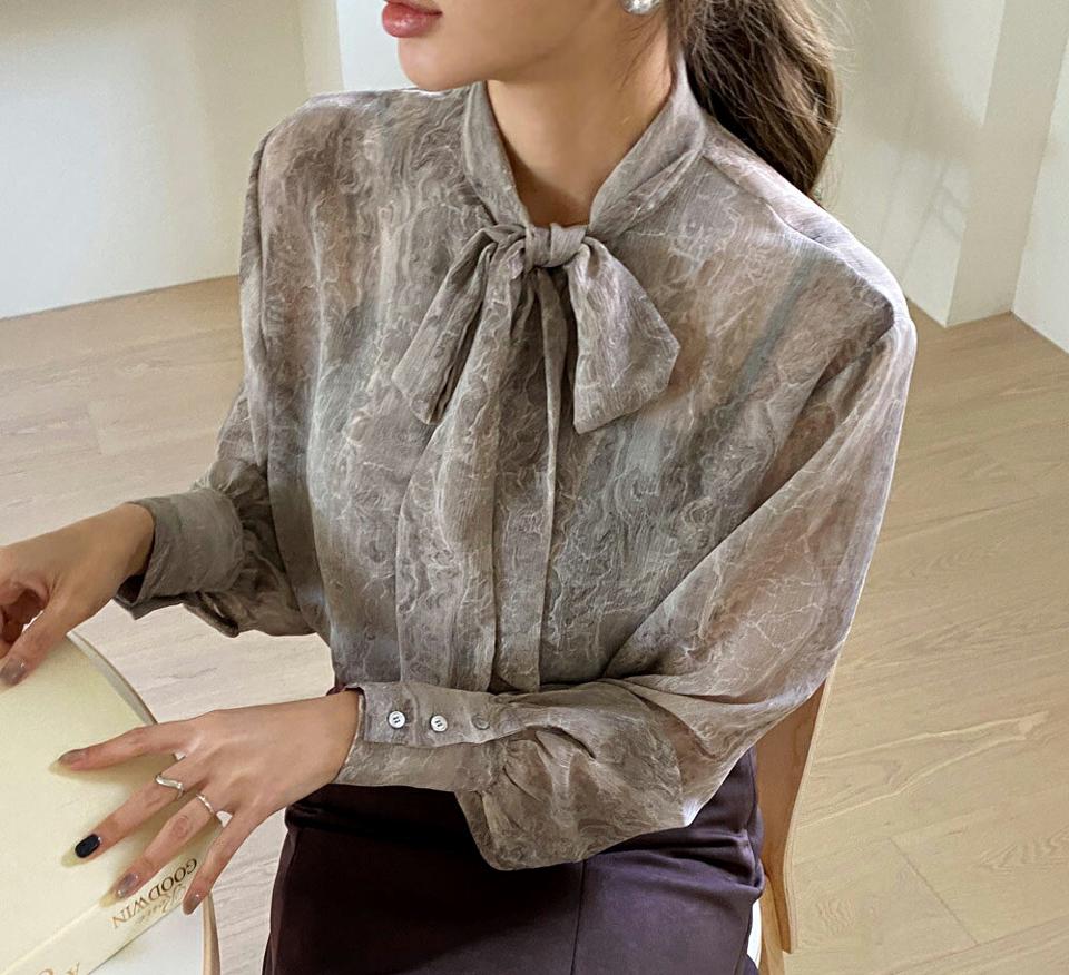 シアーリボンマーブルブラウス・全2色・t70785 レディース 【bl】 トップス ブラウス 長袖 リボン シアー マーブル シースルー 春 カジュアル 大人 フェミニン スカーフ 秋 冬 韓国ファッション ハイホリHIHOLLI