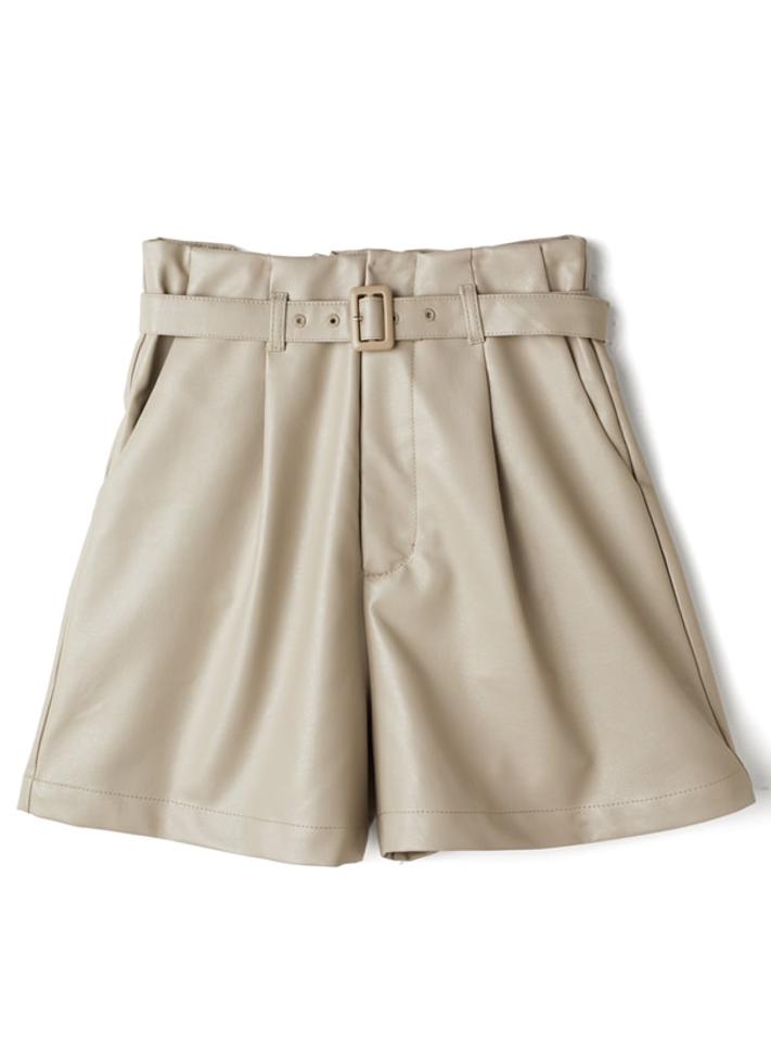 ベルト付きレザーショートパンツ
