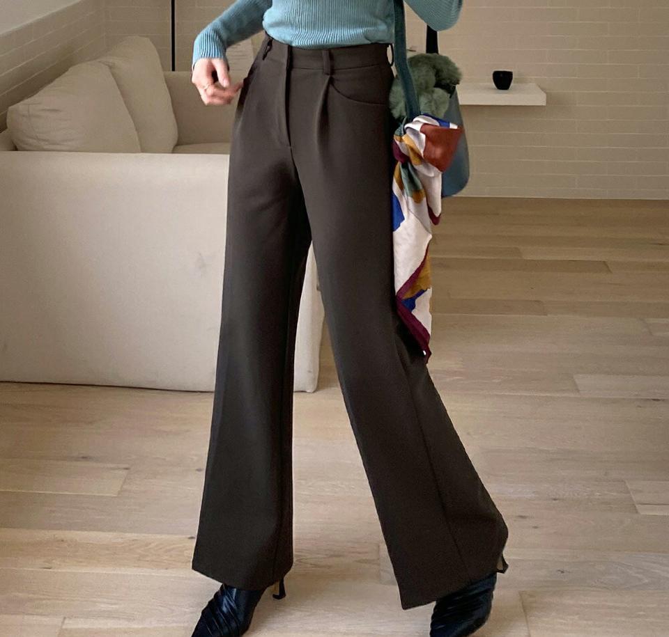 ピンタックワイドスラックス・全2色・t00534 レディース 【pt】スラックス パンツ ズボン ロングパンツ ワイド ピンタック 単色 無地 シンプル ベーシック 大人 オフィスカジュアル きれいめ 秋 冬 韓国ファッション HIHOLLI