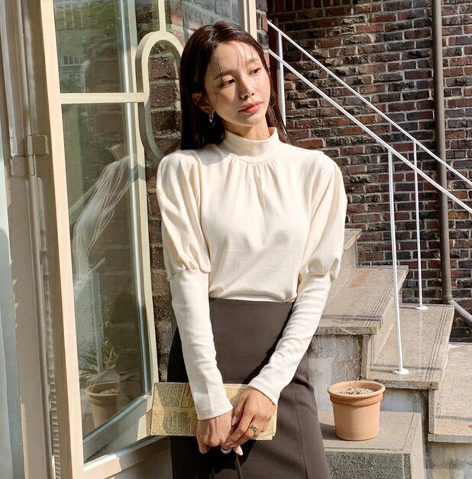 即日配送 ハーフネックパフTシャツ・全3色・t58408 レディース 【tops】韓国ファッション トップス Tシャツ 大人 長袖 ハーフネック パフスリーブ ギャザー 無地 シンプル カジュアル スリム 体型カバー 細身 フェミニン デイリー 上品 秋 冬