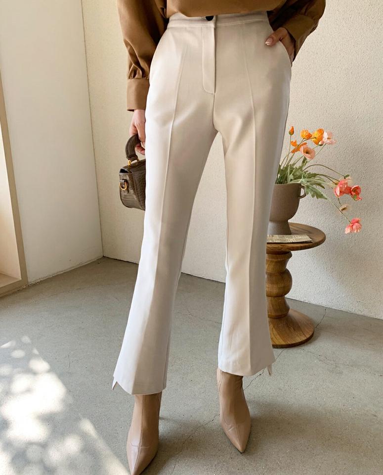 裏起毛サイドスリットスラックス・全3色・b58393 レディース 【pt】韓国ファッション ボトムス ロング ロングパンツ スラックスパンツ スラックス 裏起毛 スリット 無地 単色 ベーシック ロング丈 シンプル 美脚 フェミニン 秋 冬