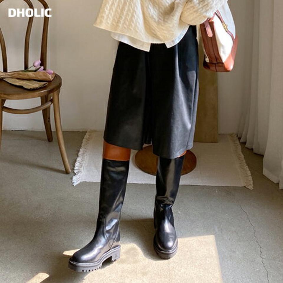 レザー調ワイドハーフパンツ・全3色・t58395 レディース 【pt】韓国ファッション ボトムス ハーフ ハーフパンツ レザー調 ワイド 5分丈 光沢 無地 シンプル ベーシック 足長 美脚 フェミニン 秋 春