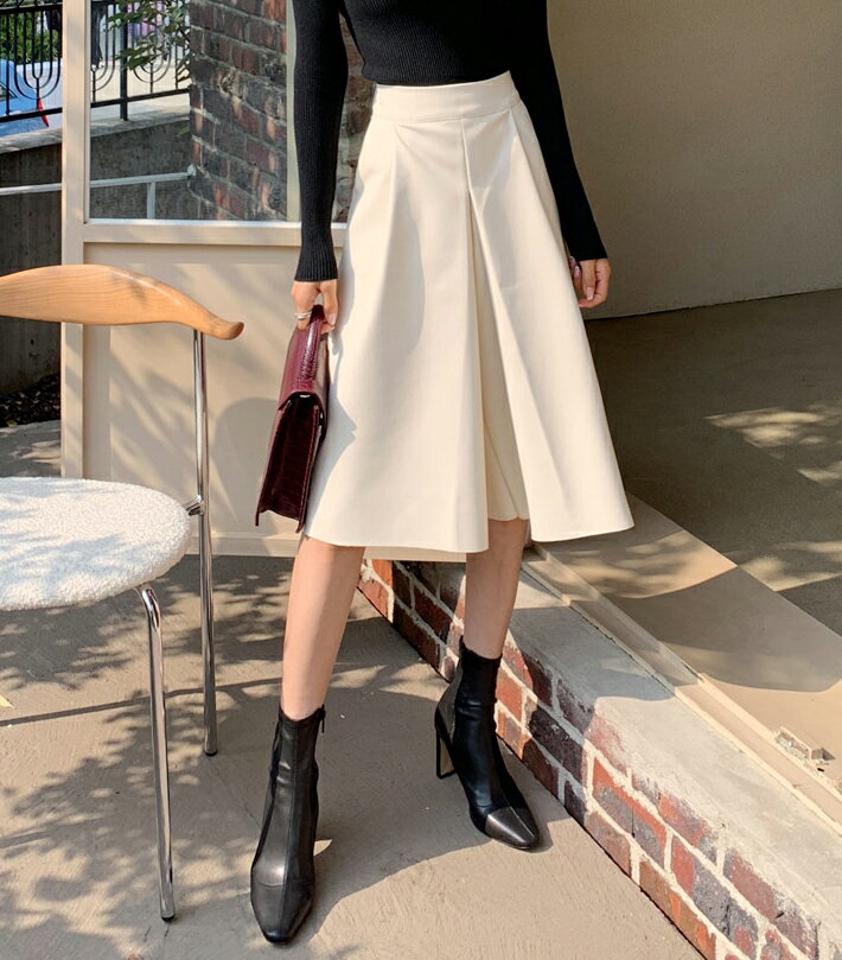 レザー調ワイドハーフパンツ・全3色・t58395 レディース 【pt】韓国ファッション ボトムス ハーフ ハーフパンツ レザー調 ワイド 5分丈 光沢 無地 シンプル ベーシック 足長 美脚 フェミニン 秋 春