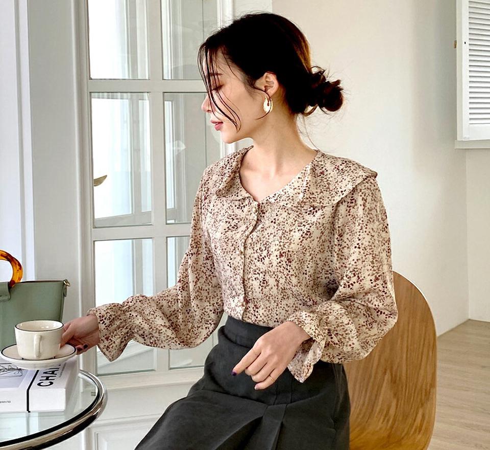 レトロ柄フレアカラーブラウス・全3色・t70714 レディース 【bl】トップス ブラウス 長袖 フレアカラー レトロ 総柄 花柄 フェミニン 丸襟 かわいい 可愛い 春 秋 冬 韓国ファッション HIHOLLI