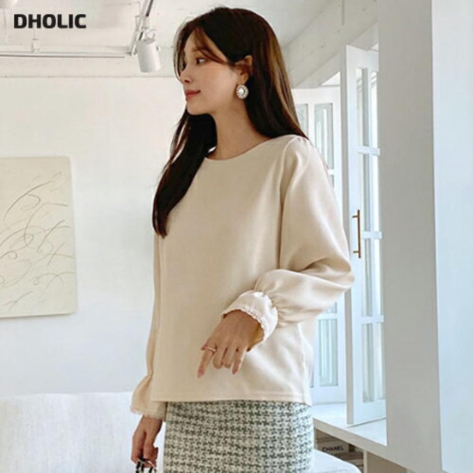 レースパフブラウス・全2色・t70713 レディース 【bl】トップス ブラウス 長袖 レース パフ シンプル フェミニン 袖コンシャス 上品 秋 冬 韓国ファッション ハイホリHIHOLLI