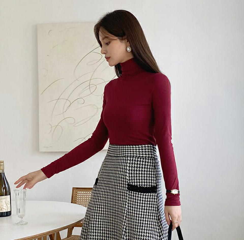 タートルネック長袖Tシャツ・全7色・t70709 レディース 【tops】トップス Tシャツ 長袖 ロンT ハイネック タートルネック 単色 無地 シンプル ベーシック 大人 カジュアル 秋 冬 韓国ファッション ハイホリHIHOLLI