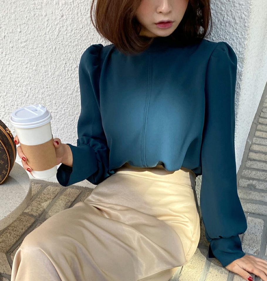 即日配送 ステッチパフブラウス・全4色・t63051 レディース 【bl】韓国ファッション トップス ブラウス 長袖 バンドカラー ステッチ パフ スリット 大人 上品 フリル 無地 ベーシック シンプル フェミニン 体型カバー ガーリー カジュアル 秋 冬