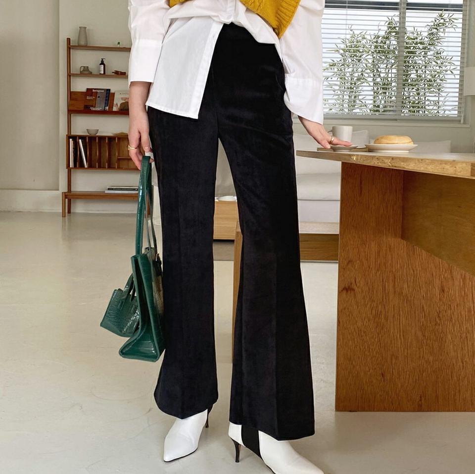 コーデュロイフレアスラックス・全3色・t00210 レディース 【pt】 ボトムス ロング ロングパンツ スラックス コーデュロイ フレア 美脚 セミフレア カジュアル 体型カバー 着痩せ 長足 春 秋 冬 韓国ファッション ハイホリHIHOLLI