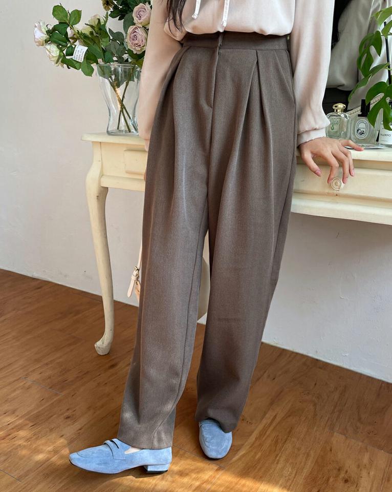 ディープタックポケットスラックス・全3色・t01214 レディース 【pt】韓国ファッション ボトムス パンツ ロング ロングパンツ スラックスパンツ ディープ タック ワイド ストレート ロング丈 無地 足長 細身 着痩せ 体型カバー シンプル 秋 冬 NIJU