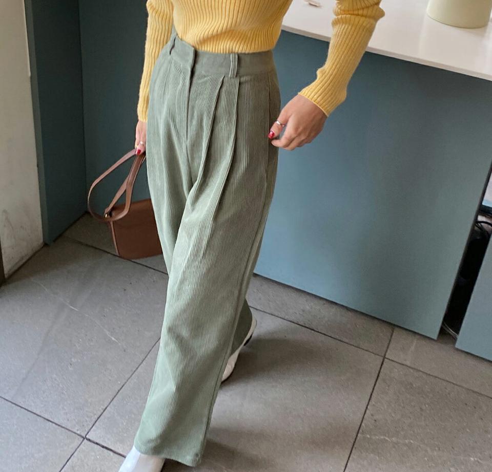 コーデュロイワイドスラックス・全3色・t65300 レディース 【pt】韓国ファッション ボトムス ロング ロングパンツ スラックスパンツ スラックス コーデュロイ ワイド 無地 単色 ベーシック ロング丈 シンプル 体型カバー 足長 美脚 フェミニン 秋 冬