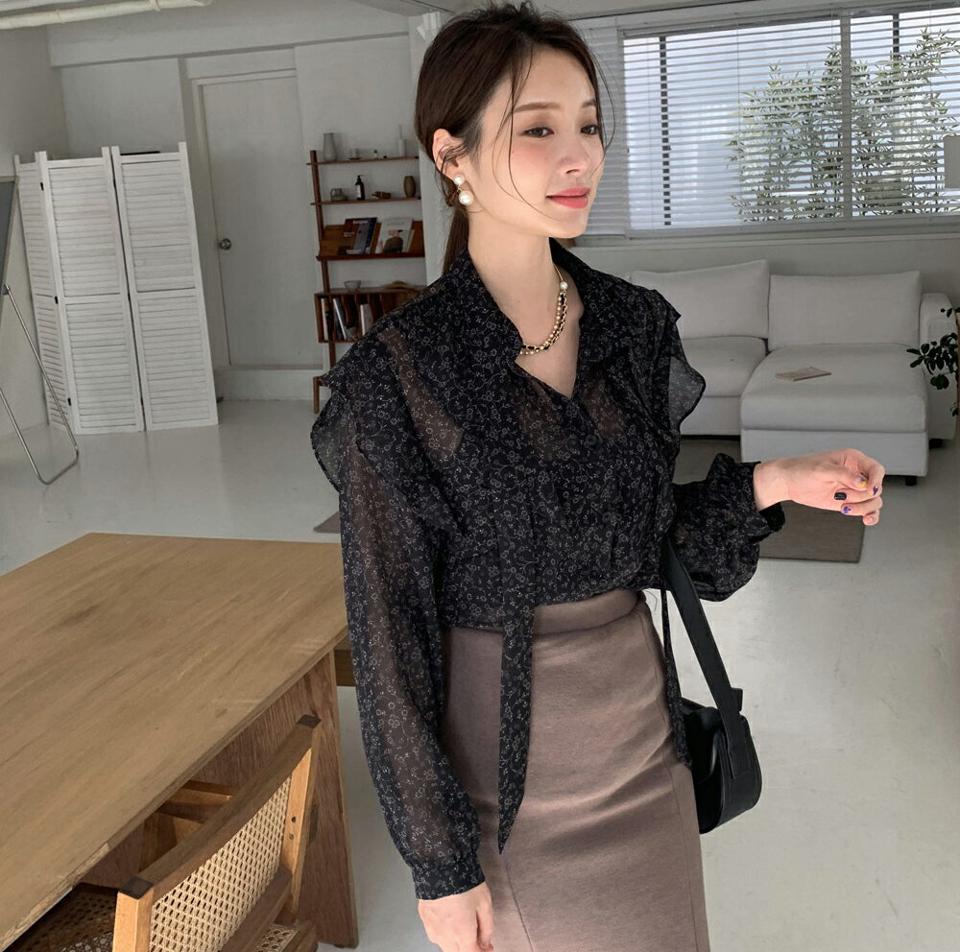 即日配送 フラワーフリルボウタイブラウス・全2色・b00188 レディース 【bl】 トップス ブラウス 長袖 花柄 フラワー フリル ボウタイ シフォン ギャザー カジュアル 大人 フェミニン 春 秋 冬 韓国ファッション ハイホリHIHOLLI