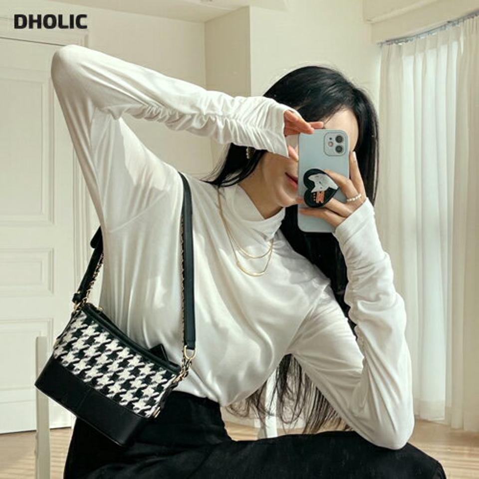 裏起毛タートルネックギャザーTシャツ・全4色・b66135 レディース 【tops】韓国ファッション トップス Tシャツ 大人 長袖 タートルネック ギャザー 裏起毛 無地 ベーシック シンプル カジュアル スリム フェミニン 秋 冬241