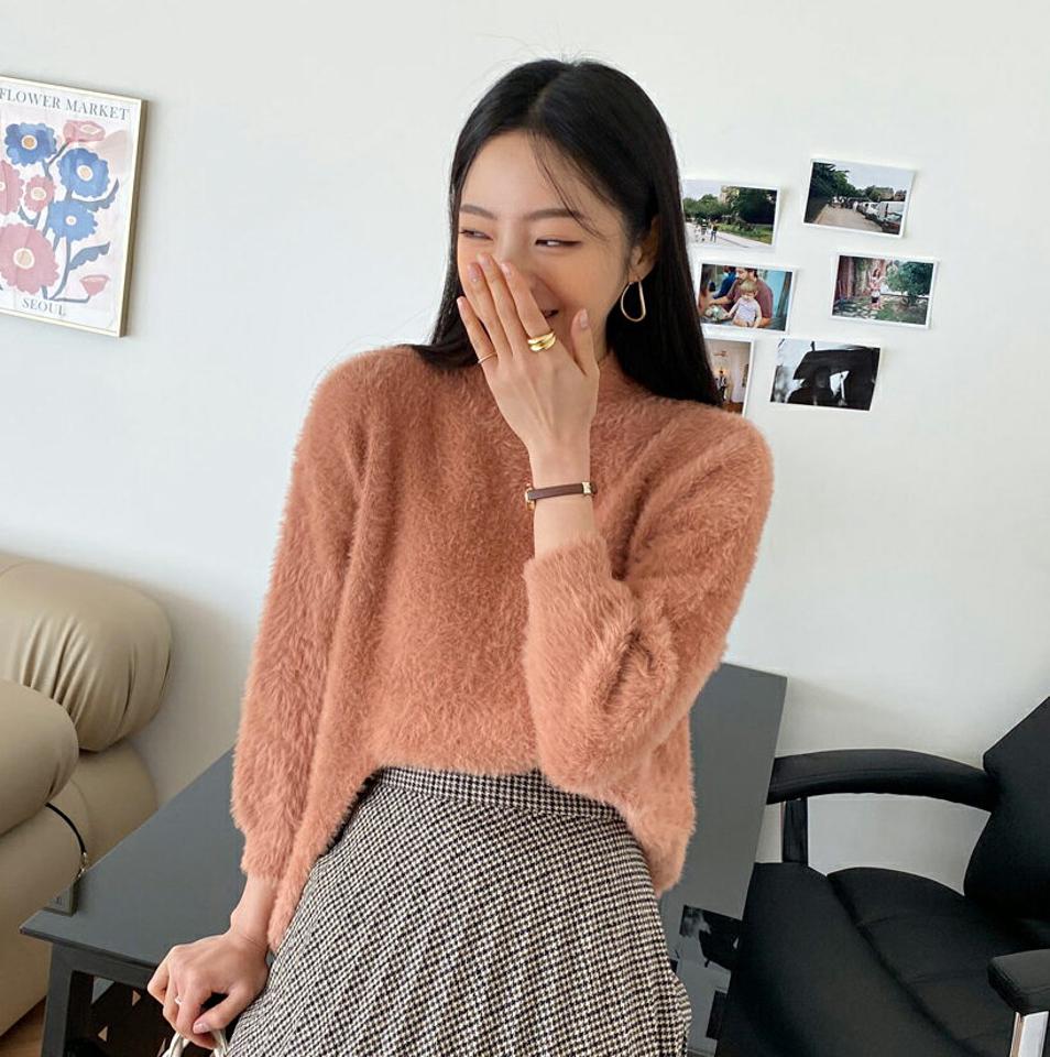 ウール混スリットソフトニット・全3色・b66138 レディース 【tops】韓国ファッション トップス ニット 年上 大人 長袖 ハーフネック ウール混 スリット 無地 シンプル カジュアル 細身 フェミニン 上品 インしない ふわふわ もこもこ クリスマス 秋 冬