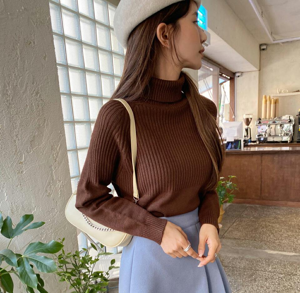 ハイネックリブニット・全4色・b66133 レディース 【tops】韓国ファッション トップス ニット 年上 大人 長袖 ハイネック モダン 無地 ベーシック シンプル アンバランスな丈 スリット カジュアル スリム 細身 フェミニン 上品 秋 冬