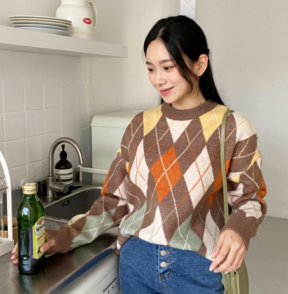 【マラソン特価】アーガイルラウンドネックニット・全4色・b01266 レディース 【tops】韓国ファッション トップス ニット 長袖 アーガイル ラウンドネック ルーズ ゆったり 柄ニット やわらかい シンプル スリム 体型カバー ガーリー デイリー 秋 冬 NIJU