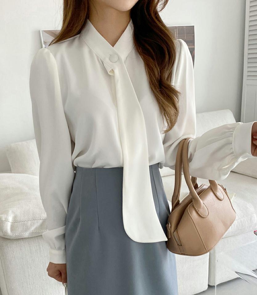 【新作10%OFF】フライフロントリボンブラウス・全2色・t01290 レディース 【bl】韓国ファッション トップス ブラウス 長袖 ネックリボン リボン オフィスカジュアル オフィス フェミニン 上品 体型カバー 細身 秋 冬 NIJU