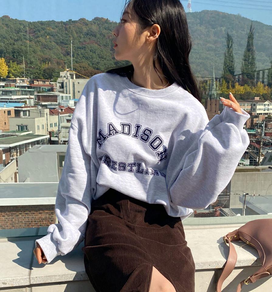 裏起毛MADISONレタリングスウェット・全3色・t65683 レディース 【tops】韓国ファッション トップス Tシャツ 大人 長袖 ラウンドネック レタリング ロゴ シンプル カジュアル ルーズ 体型カバー フェミニン デイリー 上品 秋 冬