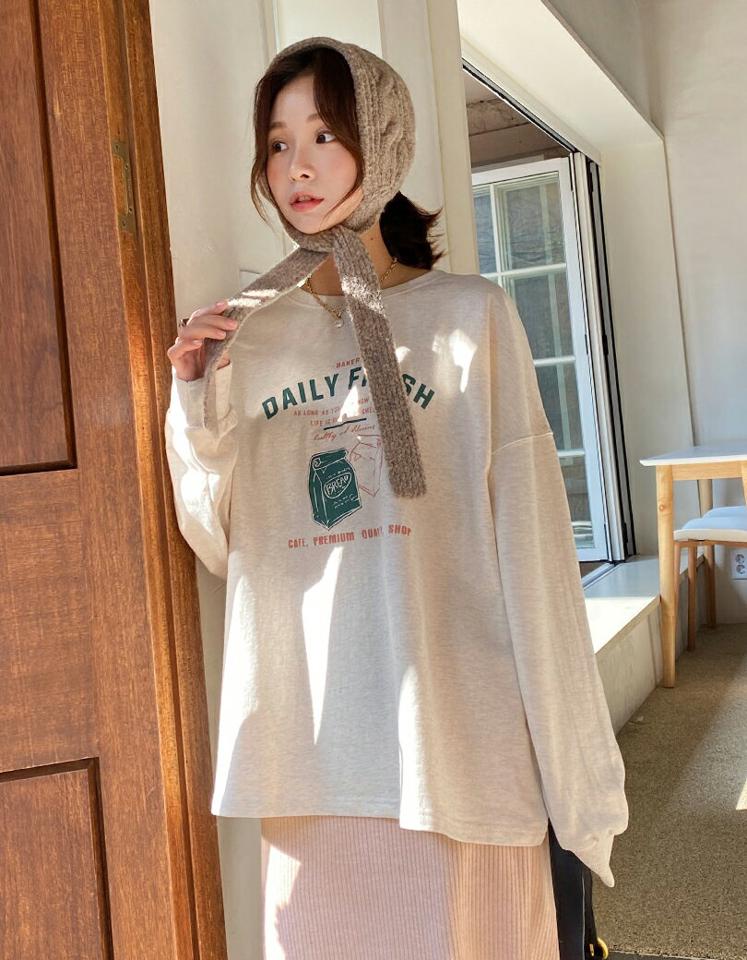 BREADレタリングTシャツ・全3色・b65725 レディース 【tops】韓国ファッション トップス Tシャツ 大人 長袖 ラウンドネック レタリング ロゴ スウェット風 シンプル カジュアル ルーズ 体型カバー 細身 フェミニン デイリー 上品 秋 冬