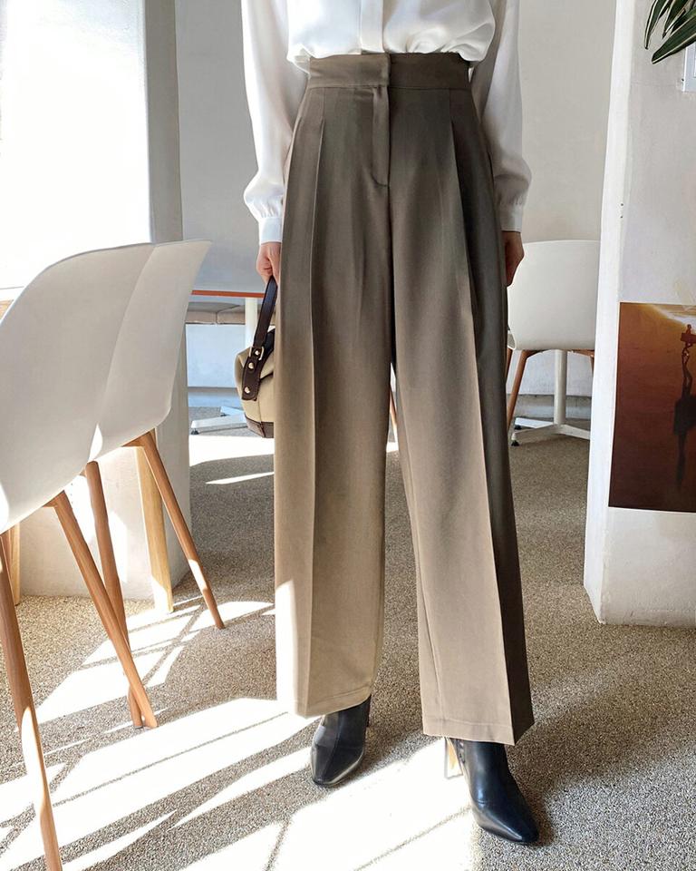 ツータックワイドスラックス・全3色・b65744 レディース 【pt】韓国ファッション ボトムス ロング ロングパンツ スラックスパンツ スラックス ツータック ワイド ロング丈 ストレート 無地 ベーシック シンプル 足長 美脚 秋 冬