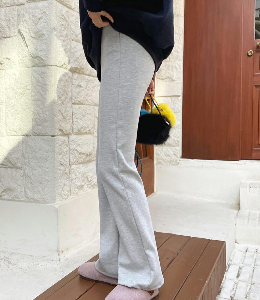 裏起毛ウエストゴムフレアパンツ・全4色・t58449 レディース 【pt】韓国ファッション ボトムス ロング ロングパンツ 裏起毛 フレアパンツ ロング丈 ゴム 無地 シンプル ブーツカット 体型カバー 足長 美脚 カジュアル 秋 冬