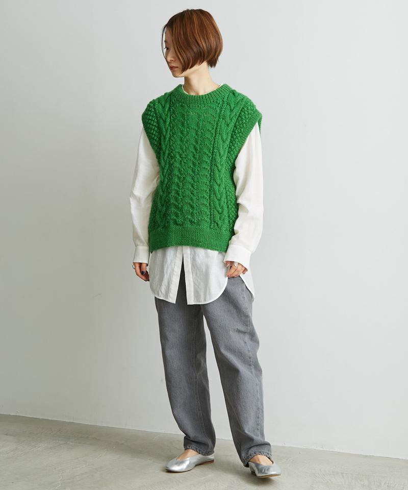 ○ケーブル×透かし編みハンドニットベスト（cardo fabrica）