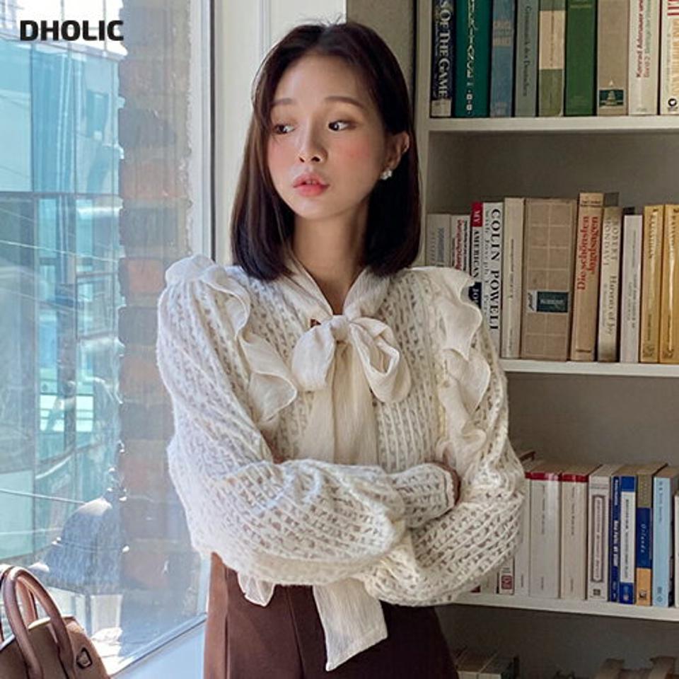 起毛2WAYレースブラウス・全2色・t66170 レディース 【bl】韓国ファッション トップス ブラウス 長袖 起毛 ストラップ リボン 2WAY シースルー レース 配色 フリル フェミニン 体型カバー ガーリー カジュアル 秋 冬