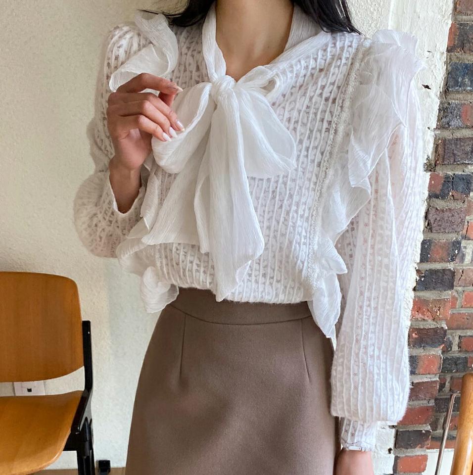 起毛2WAYレースブラウス・全2色・t66170 レディース 【bl】韓国ファッション トップス ブラウス 長袖 起毛 ストラップ リボン 2WAY シースルー レース 配色 フリル フェミニン 体型カバー ガーリー カジュアル 秋 冬