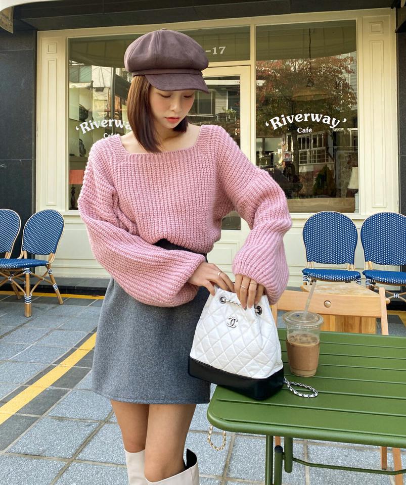 スクエアネックボリュームスリーブニット・全8色・t66171 レディース 【tops】韓国ファッション トップス 大人 長袖 スクエアネック スリーブ デコルテ ドロップショルダー カラーニット 無地 シンプル ルーズ フェミニン 秋 冬252 年上