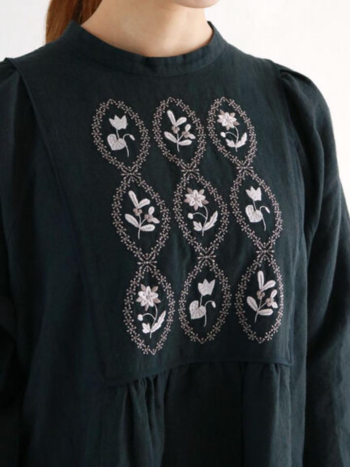 マカベアリス×Samansa Mos2刺繍ワンピース（Samansa Mos2）