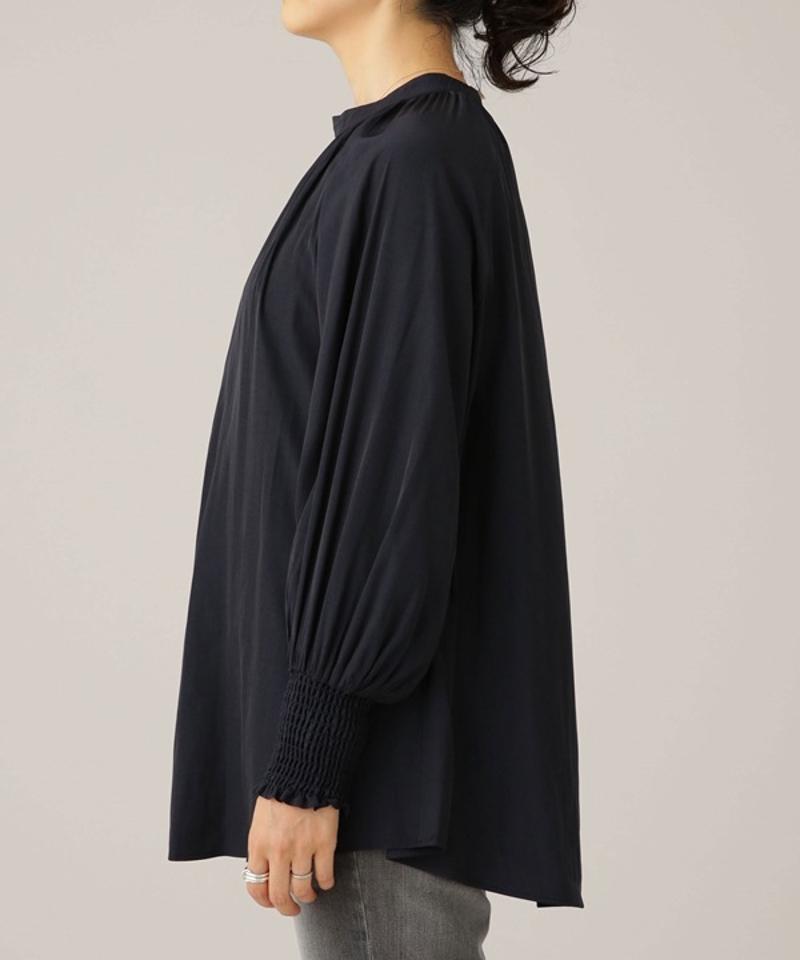 ：イージーケアUVカット シャーリングカフブラウス（ｎａｎｏ・ｕｎｉｖｅｒｓｅ　ｗｏｍｅｎｓ）