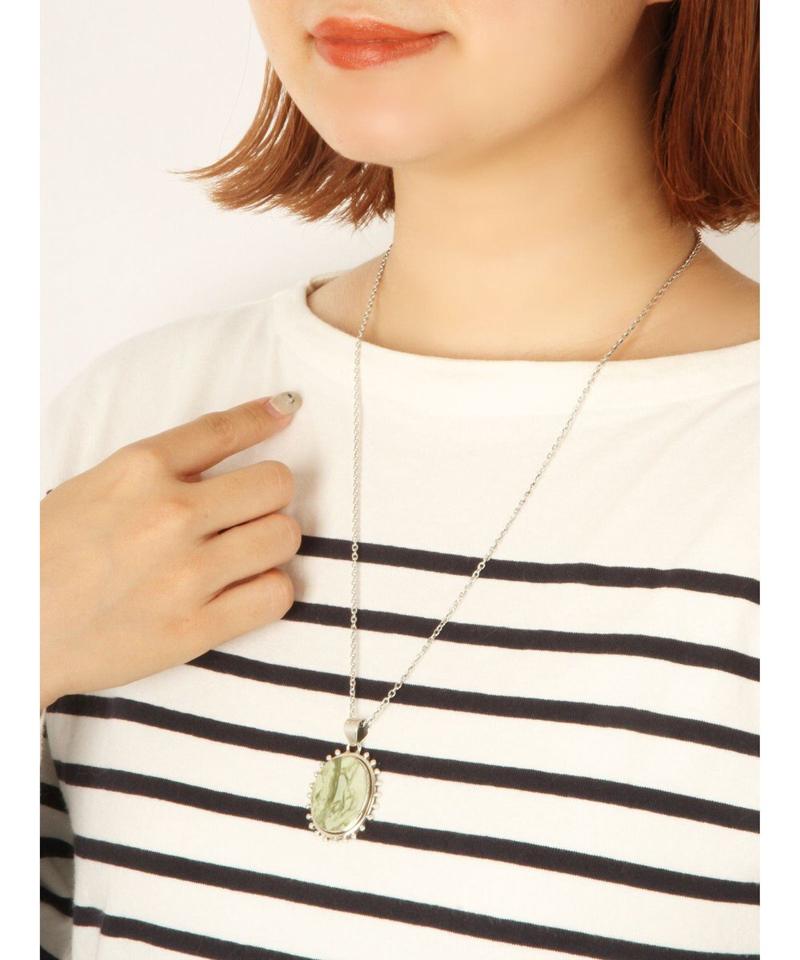 【フランス1点ものペンダント】グリーンオパール楕円装飾ネックレス