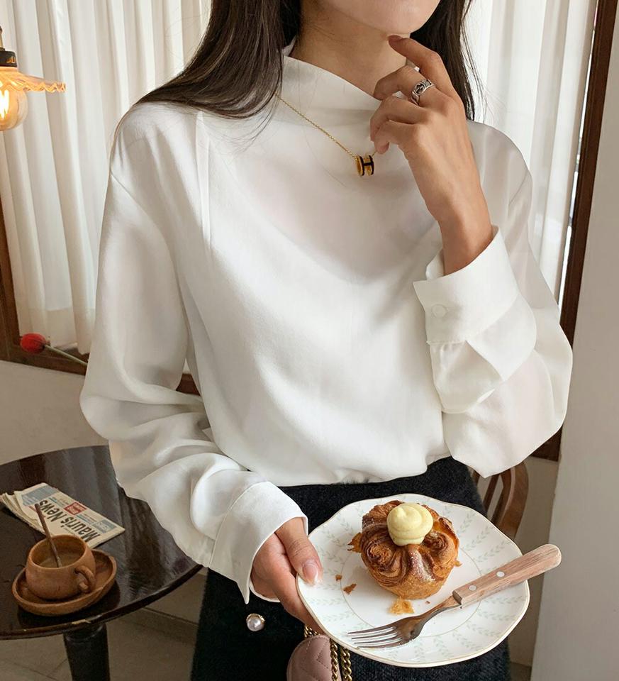 ハーフネックグロッシーブラウス・全3色・t58487 レディース 【bl】韓国ファッション トップス ブラウス 長袖 ハーフネック グロッシー 無地 ベーシック シンプル 光沢 体型カバー ガーリー カジュアル 秋 冬