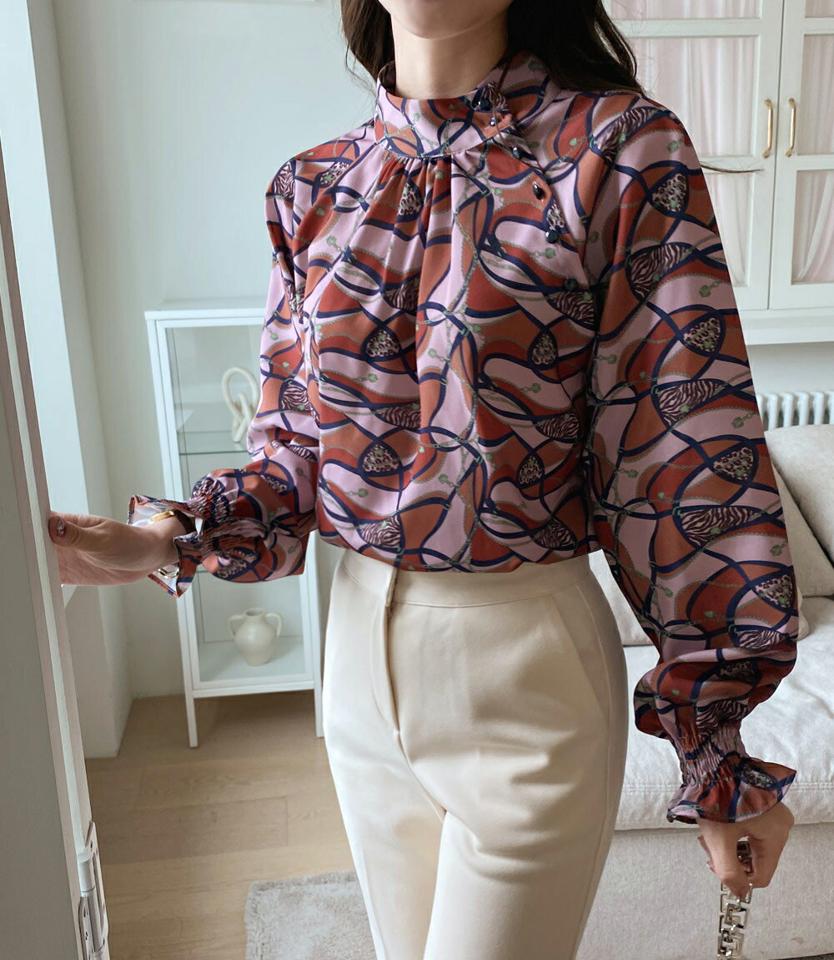 チェーン柄ハーフネックブラウス・全2色・b00575 レディース 【bl】トップス ブラウス 長袖 総柄 ハーフネック 大人 シック モダン 雰囲気 ラグランスリーブ ギャザー 秋 冬 韓国ファッション ハイホリHIHOLLI