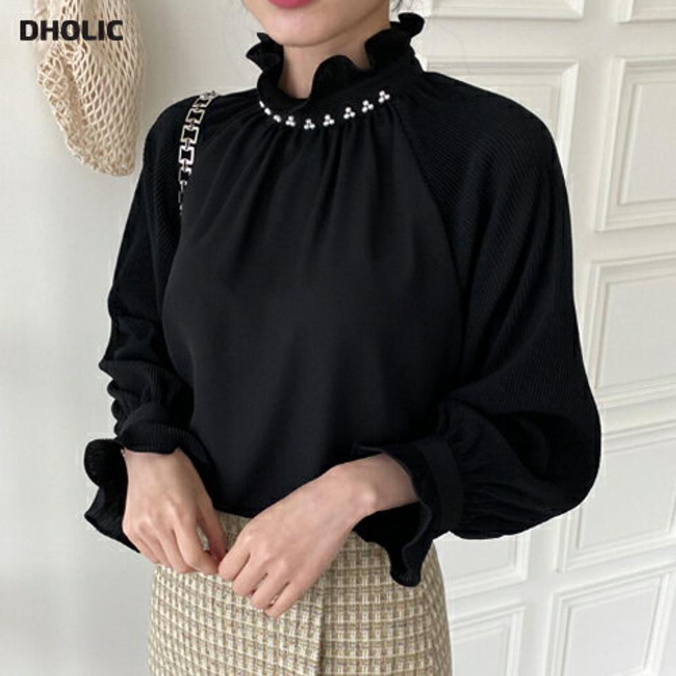 フェイクパールプリーツフリルブラウス・全2色・b00574 レディース 【bl】トップス ブラウス 長袖 フリル プリーツ パール フェミニン フリルネック ハイネック 上品 レディ 雰囲気 かわいい 大人 襟コンシャス 秋 冬 韓国ファッション ハイホリHIHOLLI