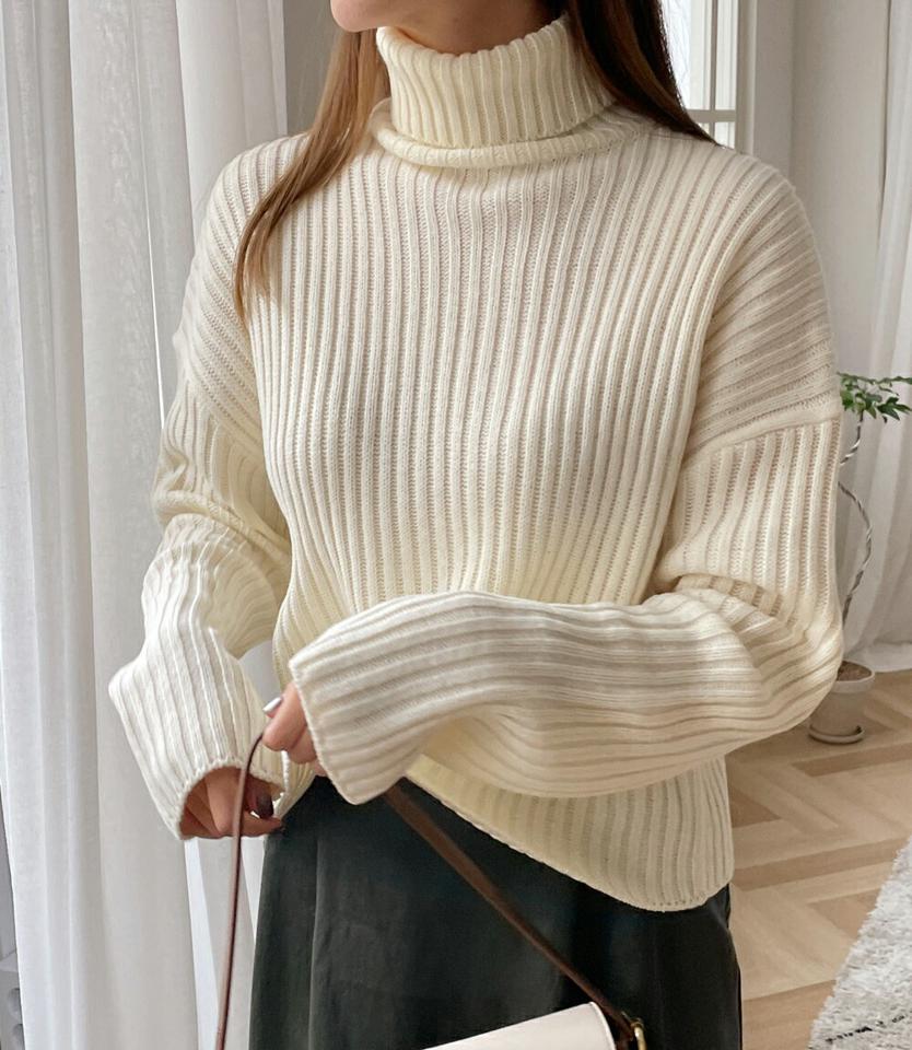 クロップドタートルニット・全5色・t70899 レディース 【tops】トップス ニット ニットトップス 長袖 タートルネック クロップド丈 単色 無地 シンプル ベーシック リブニット ラフ アクリルニット 秋 冬 韓国ファッション ハイホリHIHOLLI