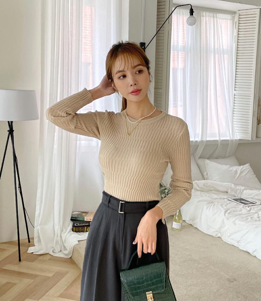 【只今10%OFF】ラウンドネックスリムリブニット・全4色・b70896 レディース 【tops】トップス ニット 長袖 リブニット ラウンドネック スリム 単色 無地 シンプル ベーシック 大人 カジュアル ラフ ニットトップス 秋 冬 韓国ファッション ハイホリHIHOLLI【ニットセール】