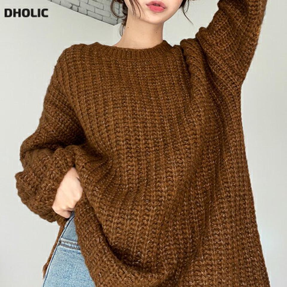 サイドボタンスリットニット・全4色・b65763 レディース 【tops】韓国ファッション トップス ニット 大人 長袖 ラウンドネック ボタン スリット 厚手 ミドルゲージ 無地 シンプル ルーズ フェミニン デイリー ざっくり 骨格ナチュラル 肉厚 秋 冬