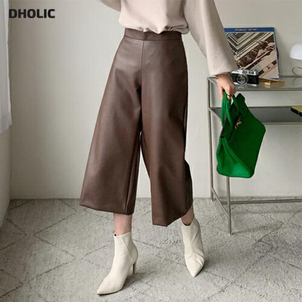 8分丈レザー風ワイドパンツ・全3色・b00281 レディース 【pt】パンツ ズボン 半端丈 クロップド丈 クロップドパンツ エコレザー 単色 無地 シンプル 大人 シック ワイドパンツ 秋 冬 韓国ファッション ハイホリHIHOLLI