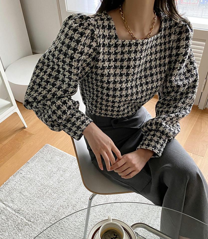 スクエアツイードチェックブラウス・全2色・t00309 レディース 【bl】トップス ブラウス 長袖 ツイード チェック柄 スクエアネック 大人 フェミニン パフ袖 パフスリーブ 秋 冬 韓国ファッション ハイホリHIHOLLI