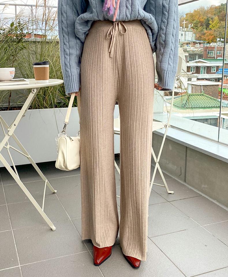 リボンワイドリブニットパンツ・全3色・b65513 レディース 【pt】韓国ファッション ボトムス ロング ロングパンツ リボン ワイド リブ ニットパンツ ロング丈 ハイウエスト ストレート シンプル 体型カバー 脚長 秋 冬