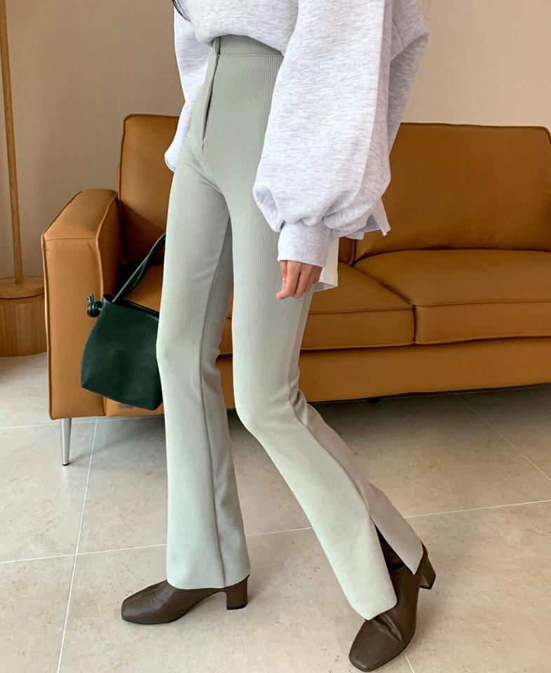 サイドスリットコーデュロイパンツ・全4色・t01389 レディース 【pt】韓国ファッション ボトムス パンツ ロング ロングパンツ スリット コーデュロイ スリム 無地 シンプル 美脚 ポケット 細身 足長 体型カバー カジュアル 秋 冬 NIJU