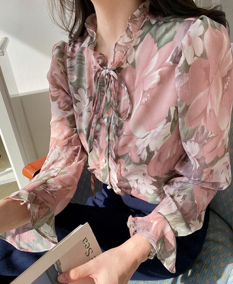 ビンテージ風フラワーリボンブラウス・全3色・t70934 レディース 【bl】トップス ブラウス 長袖 リボン りぼん 花柄 フェミニンン パステル 大人 襟コン 可愛い かわいい パールボタン フリルネック 秋 冬 春 韓国ファッション ハイホリHIHOLLI